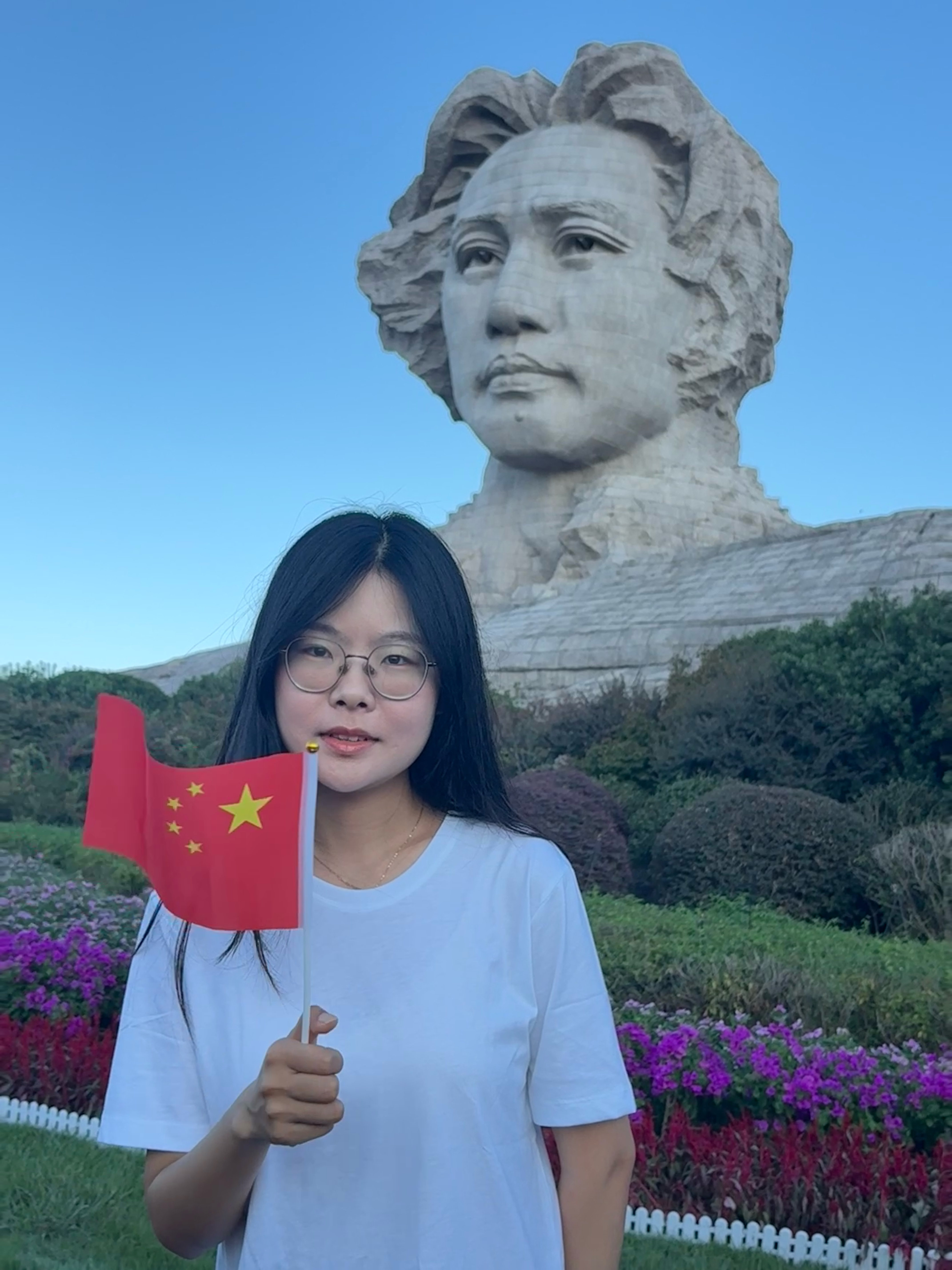 c7392-王俊怡-个人照片.jpg